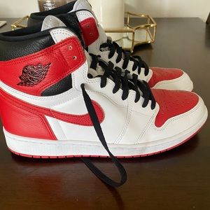 Jordan 1 High - Heritage